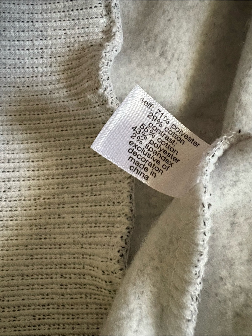 EUC Lane Bryant Light Gray Crewneck Sweater with Pink LOVE & White Daisy - Picture 7 of 7